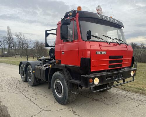 Tatra tahač 815