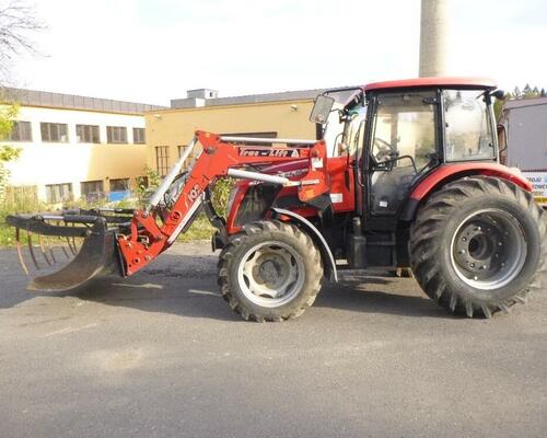 Zetor 80 Major s čelním nakladačem