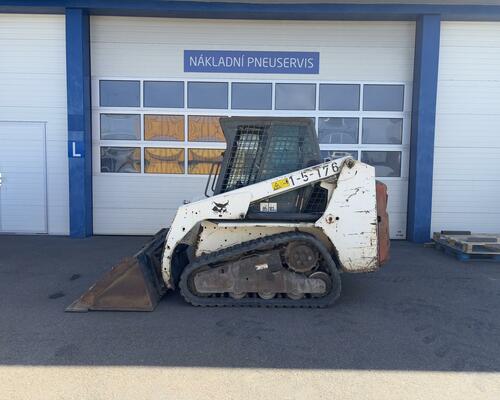 Bobcat T140