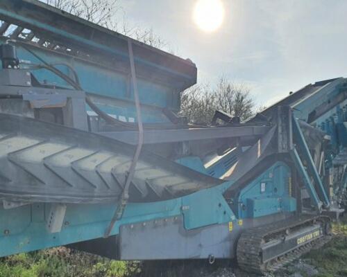 Chieftain Powerscreen 1700