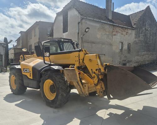 JCb 533-105