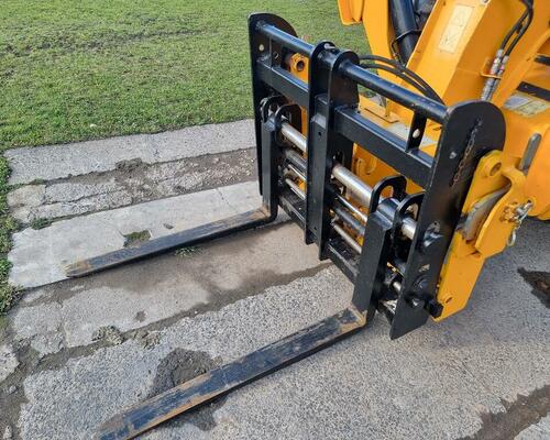 JCB 535-125, klimatizace, vyrovnávání Sway JCB 535-125, klimatizace, vyrovnávání Sway