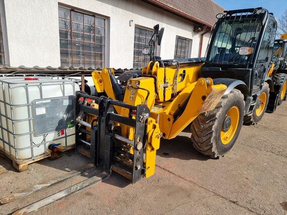 Manipulátor JCB 535-125 a 540-140, SWAY, klimatizace 