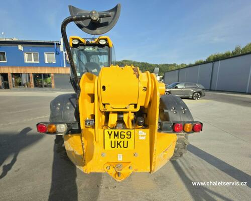Teleskopický manipulátor JCB 540-140, r.v. 2020, 7471 mth