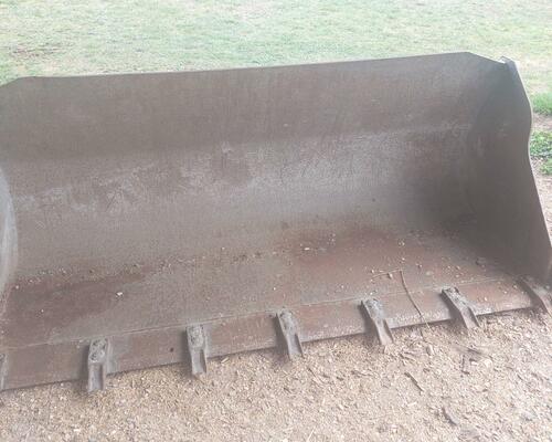 Wacker NEUSON TH522 + LŽÍCE A VIDLE-POUZE 1400 MTH