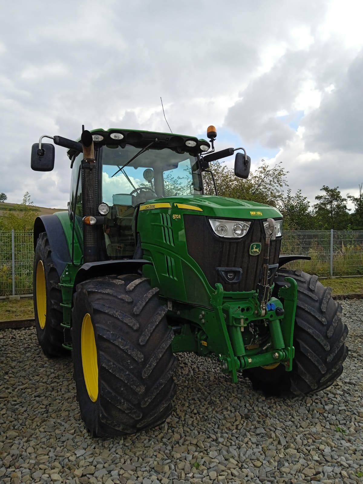 John Deere 6170R