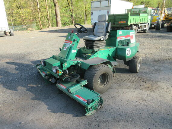 Malotraktor 4x4 RANSOMES PARKWAY 2 250P