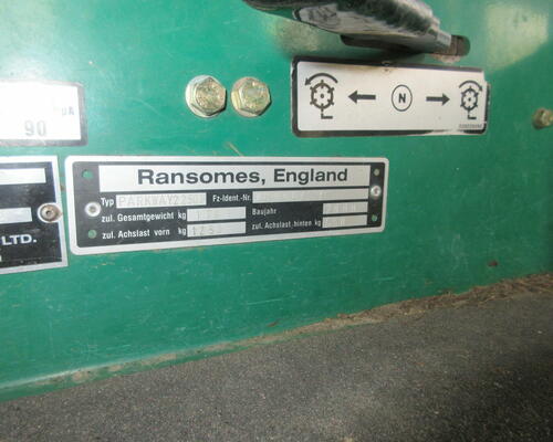 Malotraktor 4x4 RANSOMES PARKWAY 2 250P
