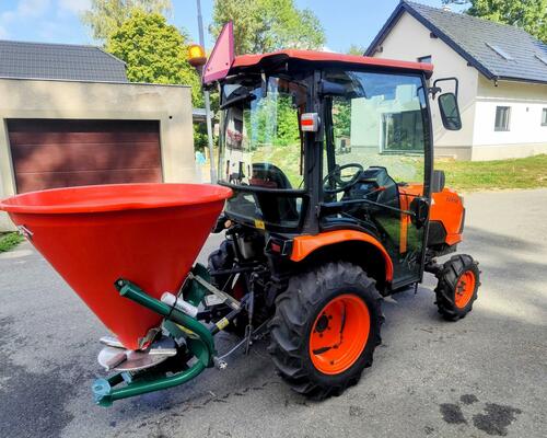 Malotraktor KUBOTA B2650 s kabinou, klima - B2261