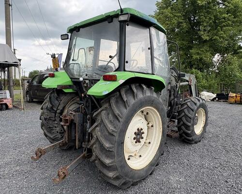 NEW HOLLAND TL 80 s čelním nakladačem