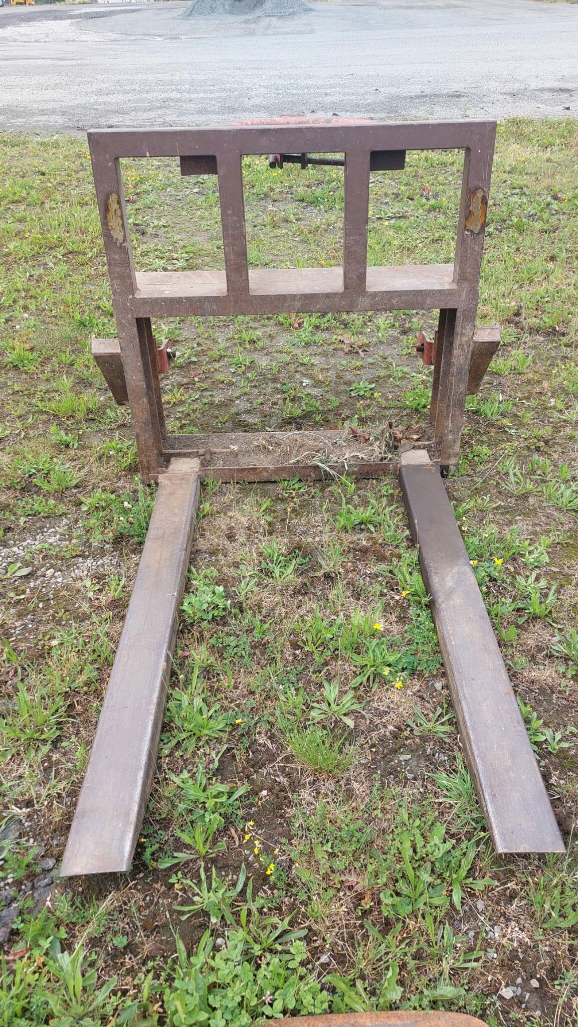 Paletizační vidle na traktor