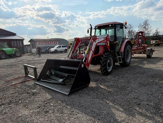 Traktor ZETOR PROXIMA 65 -1900 MTH s NOVÝM čelním nakladačem ​a příslušenstvím ​+ hákový nosič kontejnerů