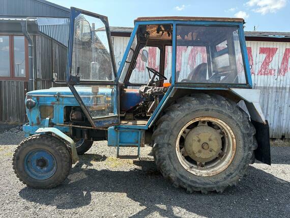 Zetor 6911