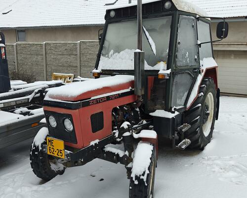 Zetor 7211