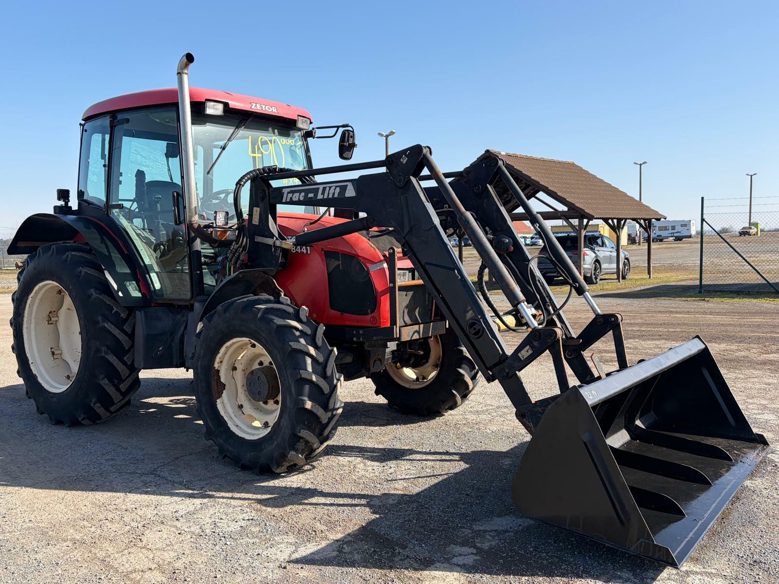 ZETOR PROXIMA 8441 4X4 čelní nakladač a nová lžíce