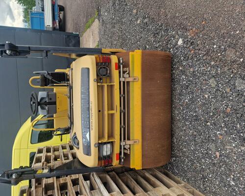 Cat cb 34