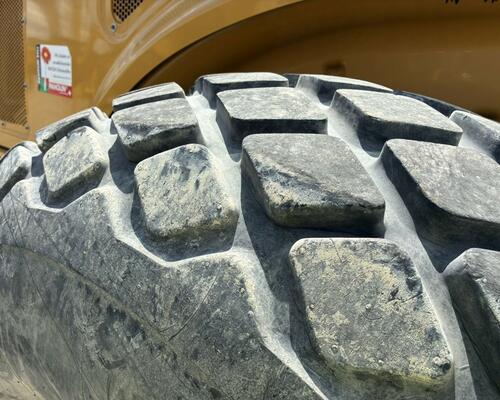 Caterpillar CS64B