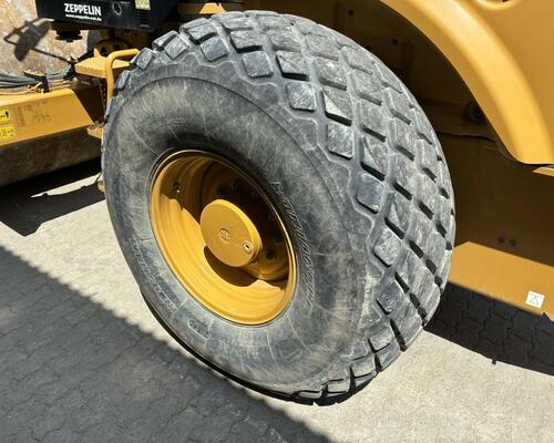 Caterpillar CS64B