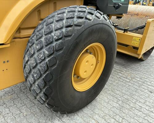 Caterpillar CS76B