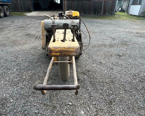  Ručně vedený válec STA VW 3405 