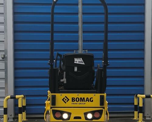 Válec Bomag BW 90 AD-5