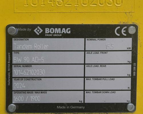 Válec Bomag BW 90 AD-5