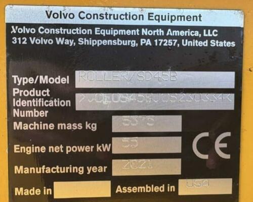 Válec VOLVO SD45B, r.v. 2021, pouze 93 mth, zánovní stav