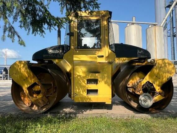 VIBRAČNÍ VÁLEC BOMAG  BW 184