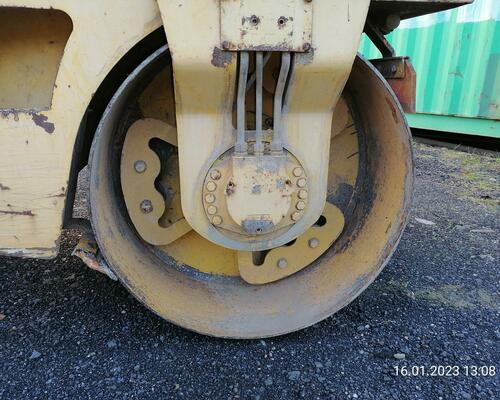 Vibrační válec Stavostroj STA VH250, motor Deutz olejem chlazený