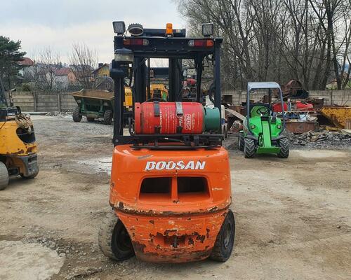 DOOSAN G33P-5 ,