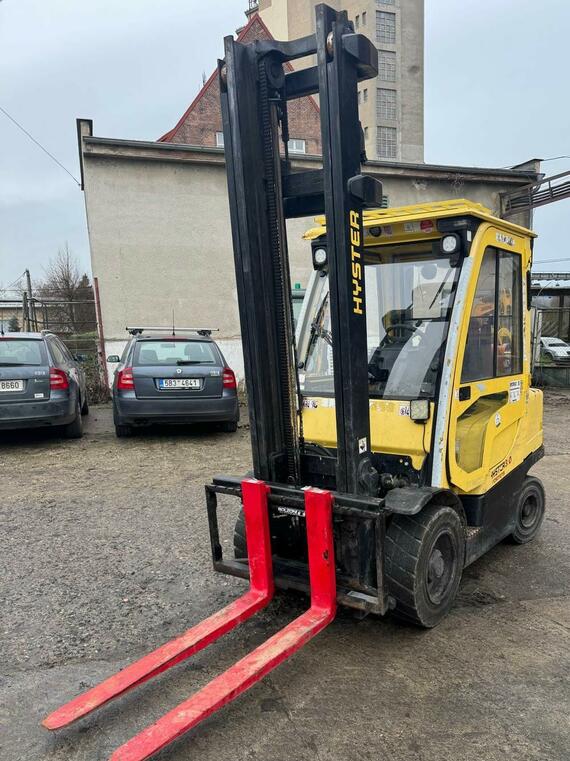 HYSTER
