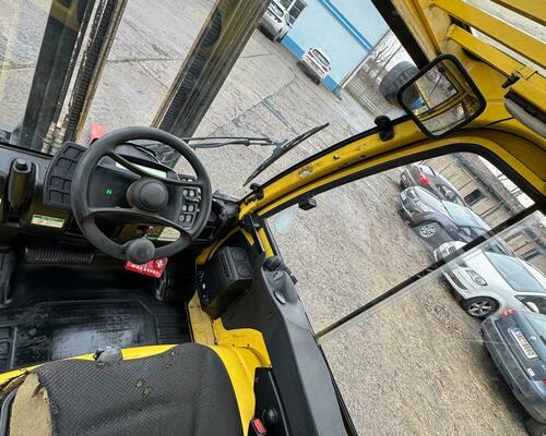 HYSTER