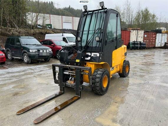   Vysokozdvižný vozík JCB DD/5III3 - velmi dobrý stav