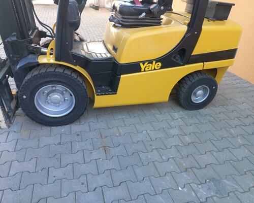 Vysokozdvižný vozík Yale GDP35VX