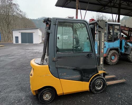VZV Jungheinrich DFG 320 diesel 450cm zdvih