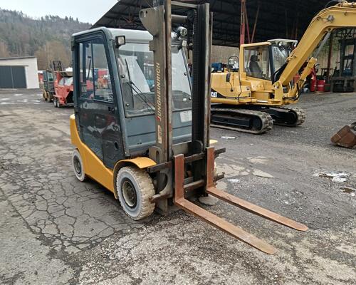 VZV Jungheinrich DFG 425 nosnost 2.5 T zdvih 6m 