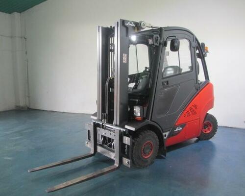 VZV LINDE H25D