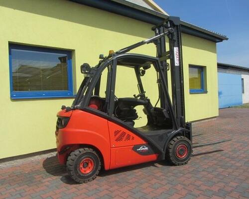VZV LINDE H25T-02