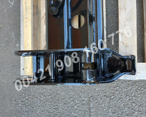 používaný zosilnený rýchloupínač Locust 1203, L1203 unc, bobek, smykáč, detvan