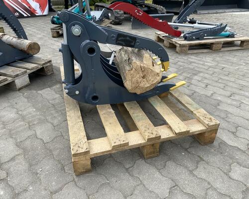 Lyžica s pridržovačom 