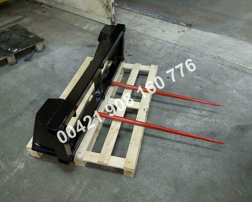 Nosič balíkov slamy, držiak hrotov na balíky, nasúvací držiak na vidly