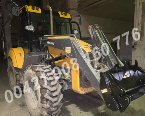 Přední rychloupínač na traktorbagr Mecalac / Terex TLB rypadlo bagr