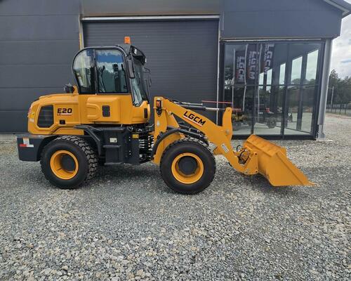 Kloubový nakladač LGCM LGE20 4×4 s kabinou
