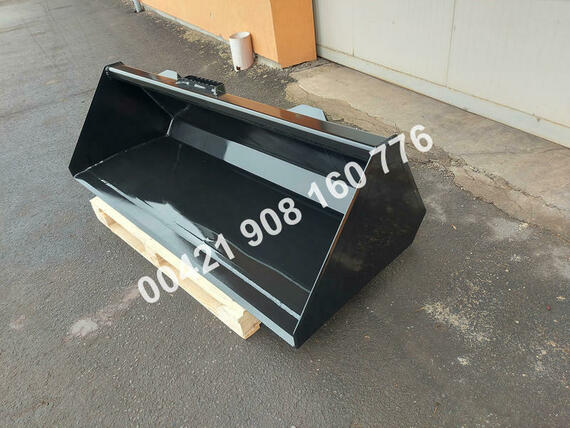 Základní lopata Locust, unc, hladká lžice bobek Novotný, Detvan unc, ZTS Základní lopata Locust, unc, hladká lžice bobek Novotný, Detvan unc, ZTS