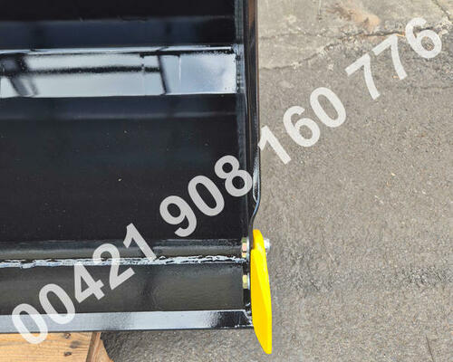 Základní lopata Locust, unc, hladká lžice bobek Novotný, Detvan unc, ZTS