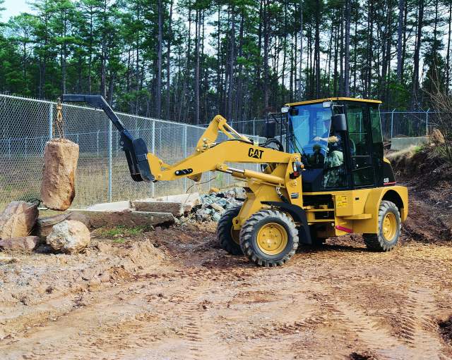 Caterpillar 904B