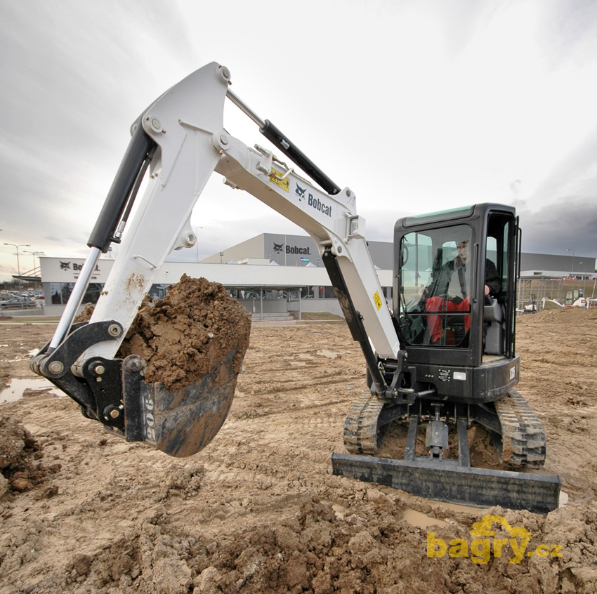 Minirypadlo Bobcat E35