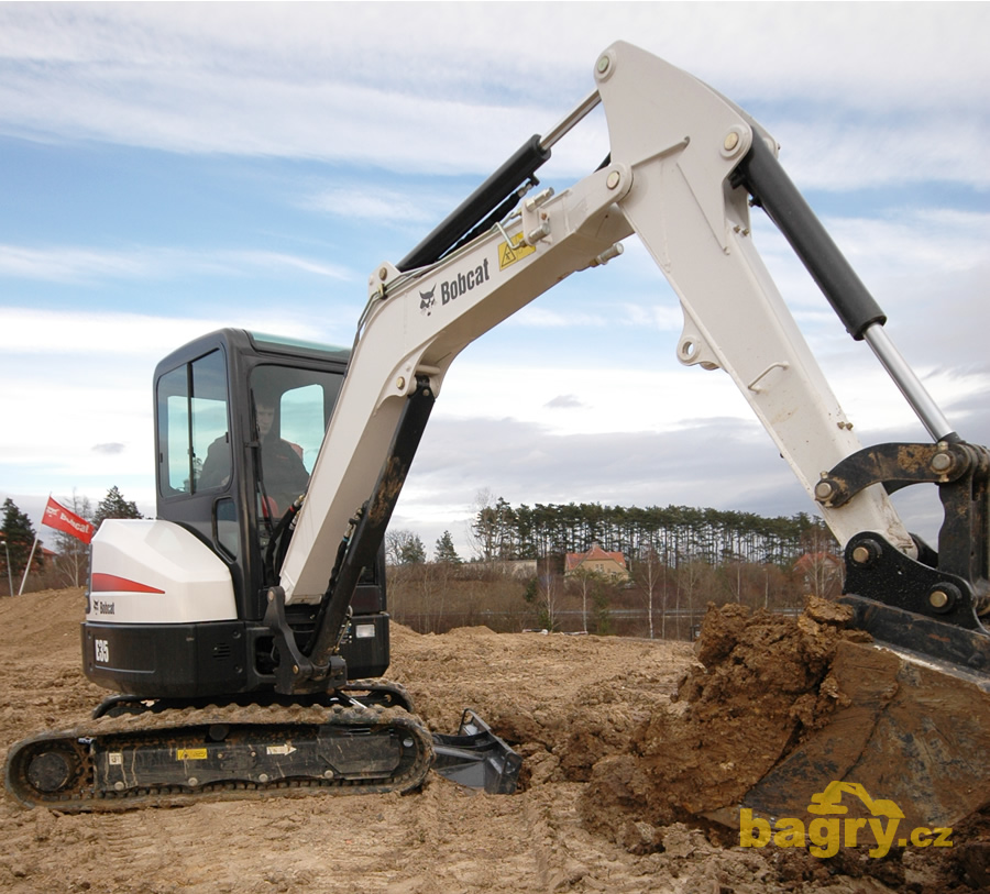 Minirypadlo Bobcat E35