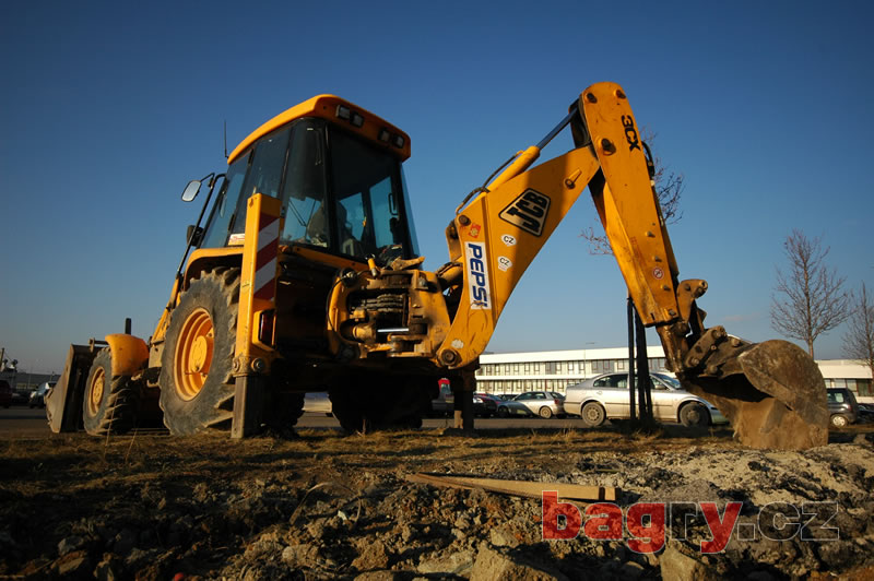 Rypadlonakladač JCB 3CX Sitemaster