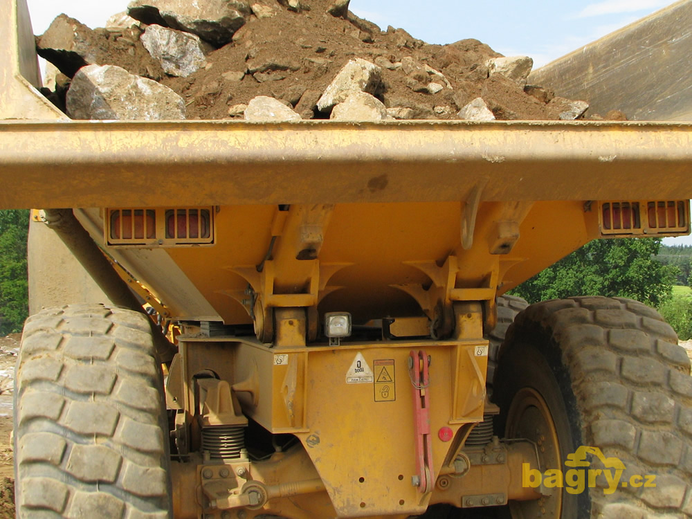 Kloubový dempr Volvo A30D